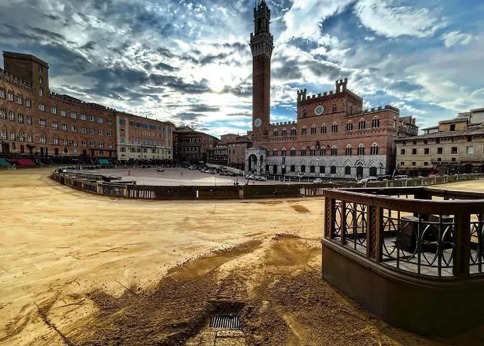 Gli Archi Nel Cuore Di * Siena