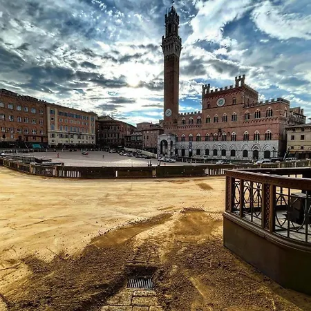 Gli Archi Nel Cuore Di * Siena